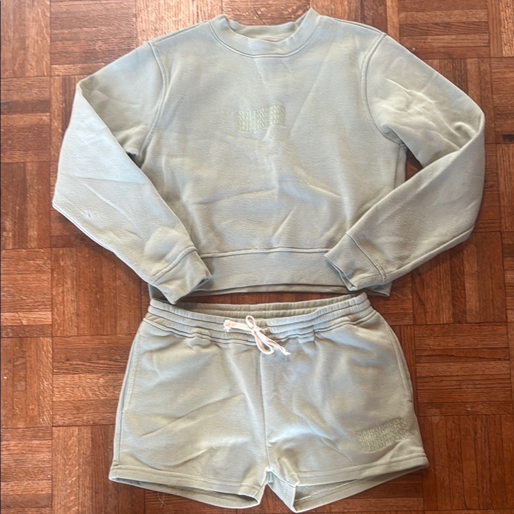 Light Green Sweatshirt and Shorts Set